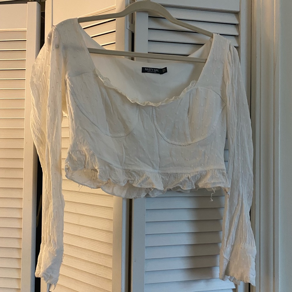 Long sleeved cropped top